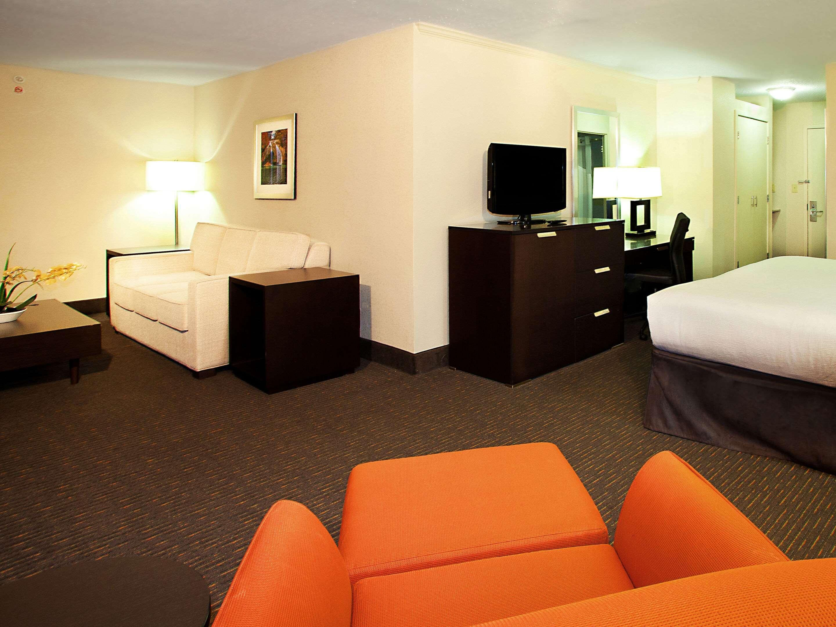17 West Hotel, Ascend Hotel Collection Тълса Екстериор снимка